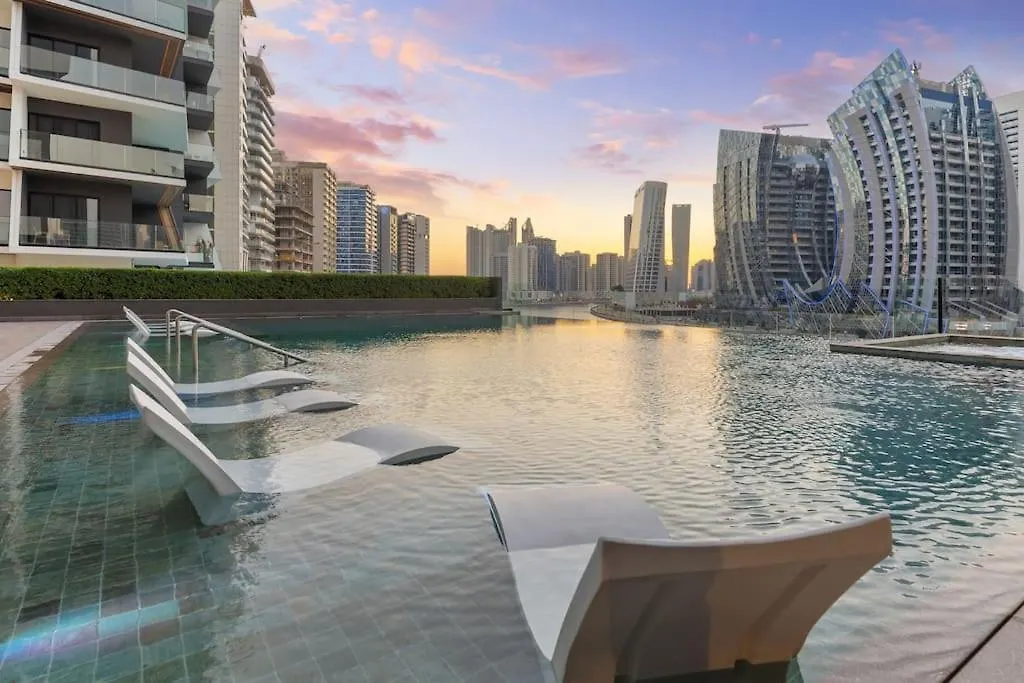 Waves - Stylish 13Th-Floor Studio With Top-Notch Amenities Dubai