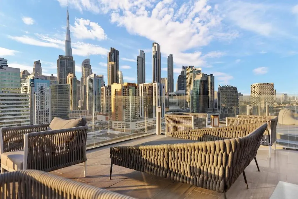Waves - Stylish 13Th-Floor Studio With Top-Notch Amenities Dubai 0*,  United Arab Emirates