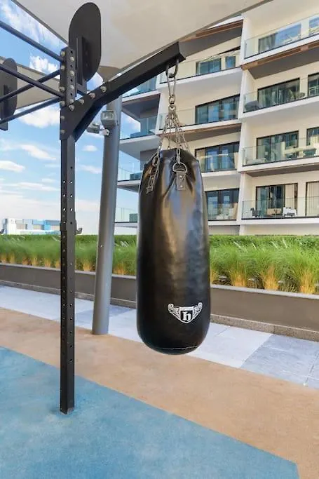 Waves - Stylish 13Th-Floor Studio With Top-Notch Amenities Dubai 0*,